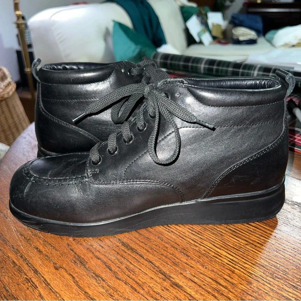 Drew “PHOENIX PLUS” Women’s Barefoot Freedom Ankle Boot Size 10W